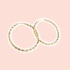 BRINCO LIS EM OURO 18K